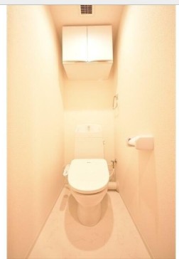エルファーロ早稲田のトイレ写真