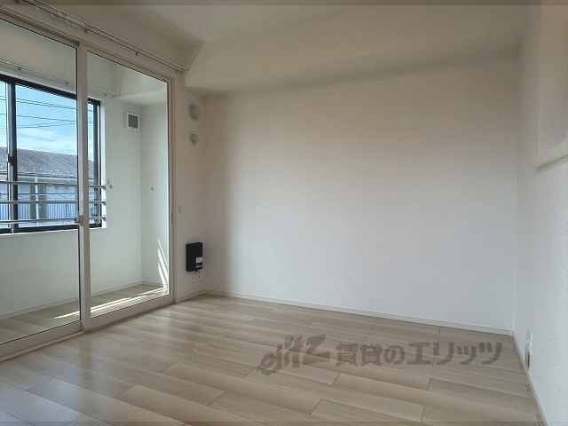 居室・リビング　洋室