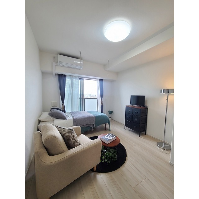 居室・リビング　※家具・家電の備え付けはありません