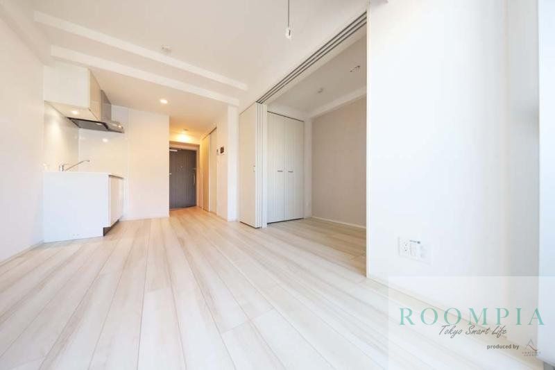 居室・リビング　室内