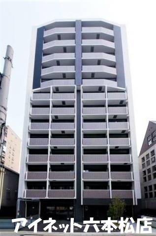 建物外観　最寄り駅徒歩8分圏内の人気デザイナーズマンションです