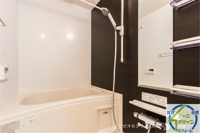 バス・シャワールーム　パース写真