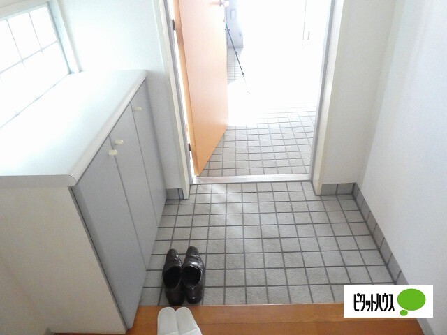 玄関　別室写真参照