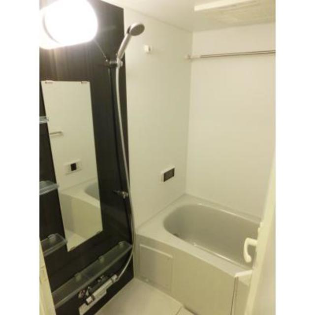 バス・シャワールーム　※写真は同タイプ住戸です。