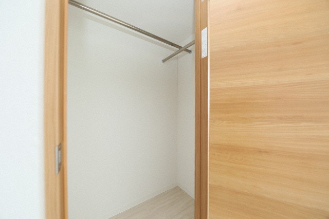 収納　収納力のあるクローゼット付きです！