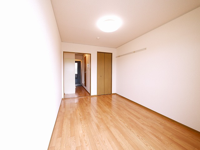 居室・リビング　使いやすい居間です