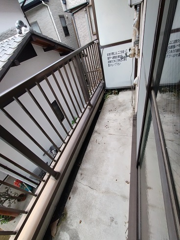 バルコニー　洗濯機置き場