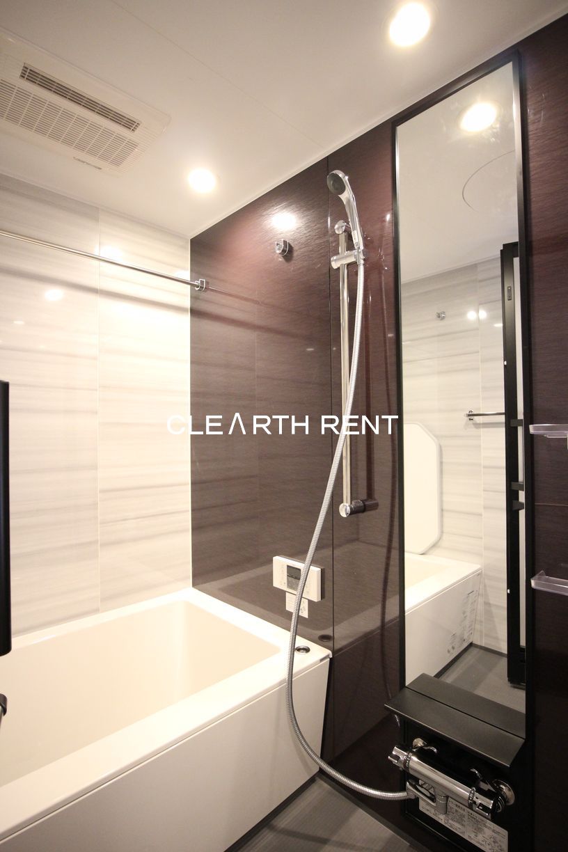 バス・シャワールーム　同タイプ別住戸写真となります。現況と異なる場合がございます。