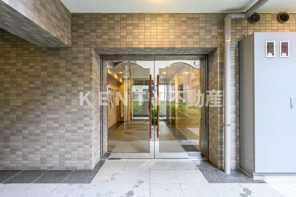 エントランス　毎日通るエントランスはこのようになっています