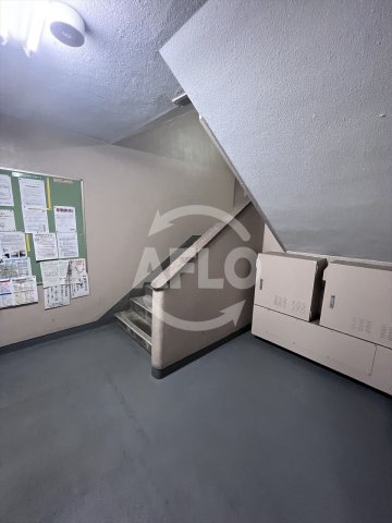 ロビー　生野コーポ　ロビー