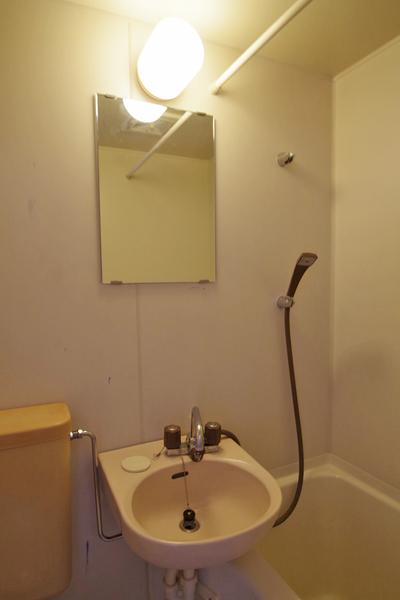 洗面設備　※他部屋参照