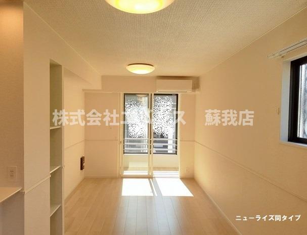 居室・リビング　ゆったり過ごせる居間です