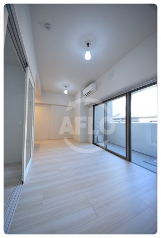 居室・リビング　イルミナルグランデ　リビング