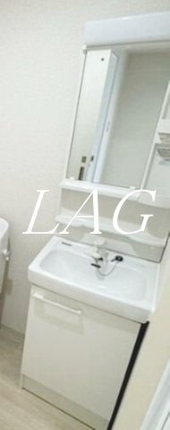 洗面設備　独立洗面台です。