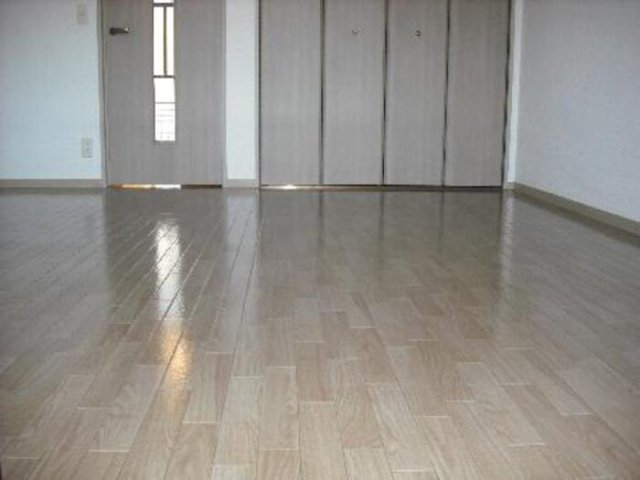 居室・リビング　同物件別号室の写真です。