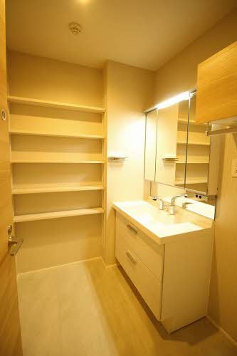 洗面設備　洗髪洗面化粧台