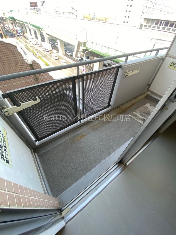 バルコニー　バルコニー
