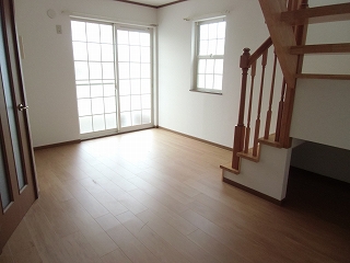 居室・リビング　「ソレイユ」、現地待ち合わせでのご案内も可能です。