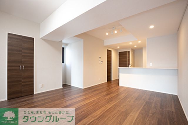 キッチン　※写真は同タイプ住戸です。