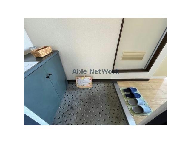 玄関　※管理会社写真参照