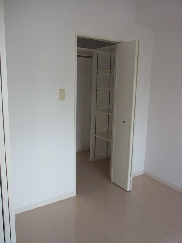 収納　収納　※別号室参考写真