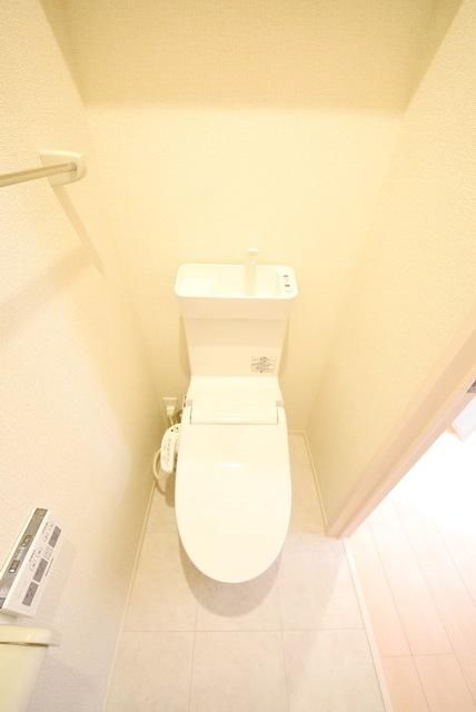 トイレ　ウォシュレット付きトイレ