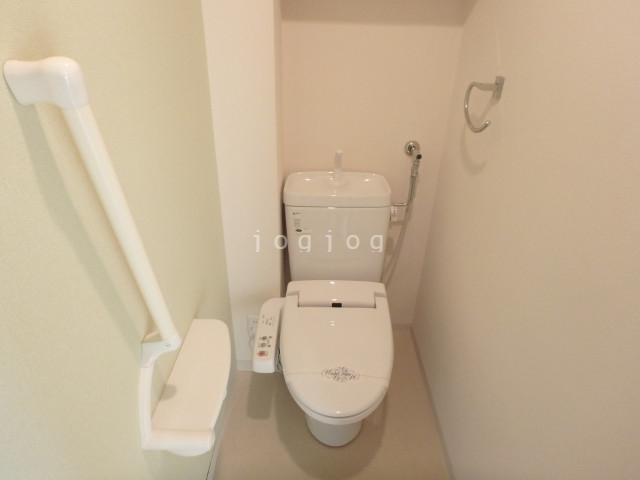 トイレ　シャワートイレ