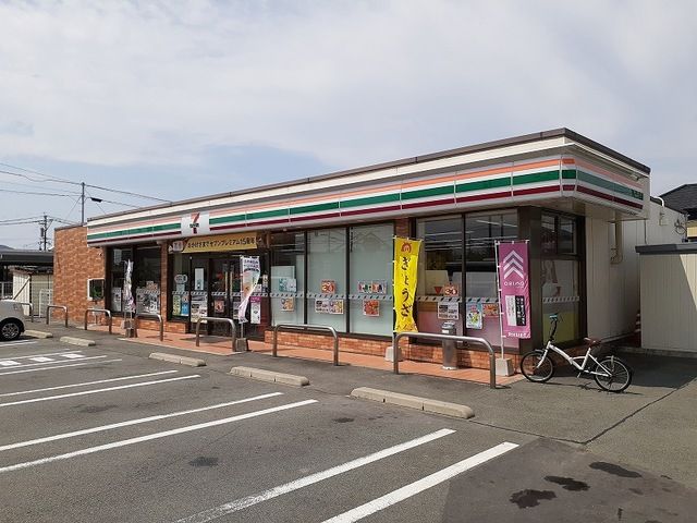 コンビニ　セブンイレブン野中１丁目店（コンビニ）まで830m