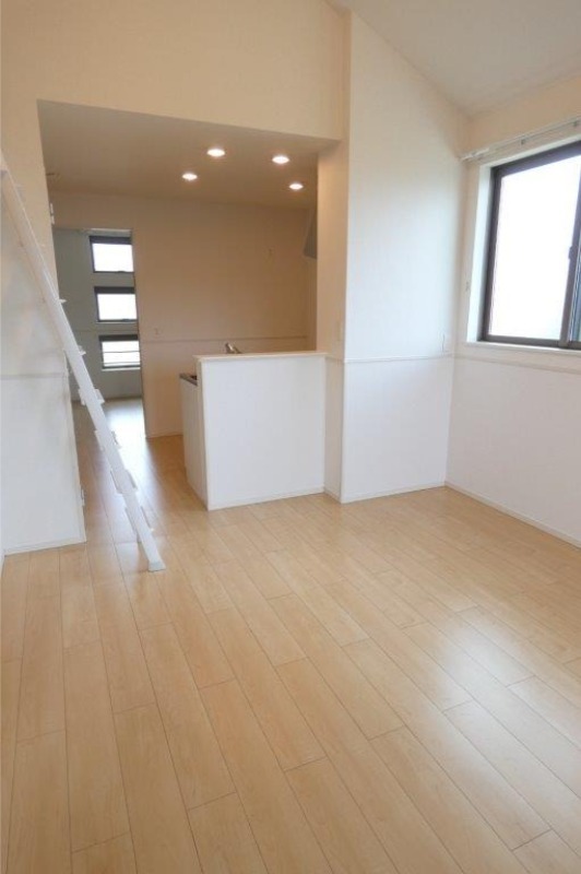 居室・リビング　図面と現状に相違がある場合には現状を優先