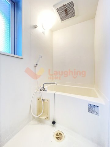 バス・シャワールーム　お風呂です