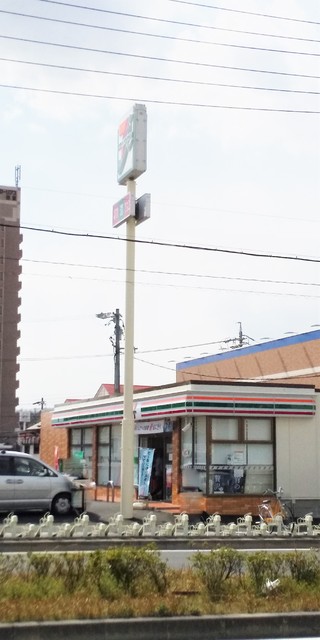 コンビニ　セブンイレブン　名古屋徳重店（コンビニ）まで500m