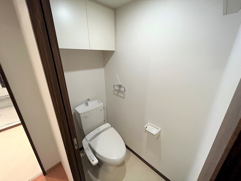 トイレ　別部屋参照写真