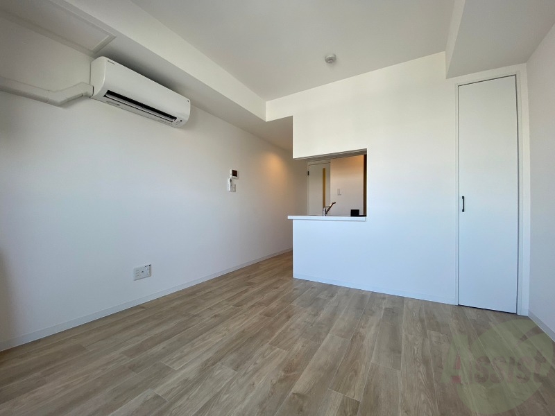 居室・リビング　広くてきれいなリビングです！快適に過ごせそうですね。