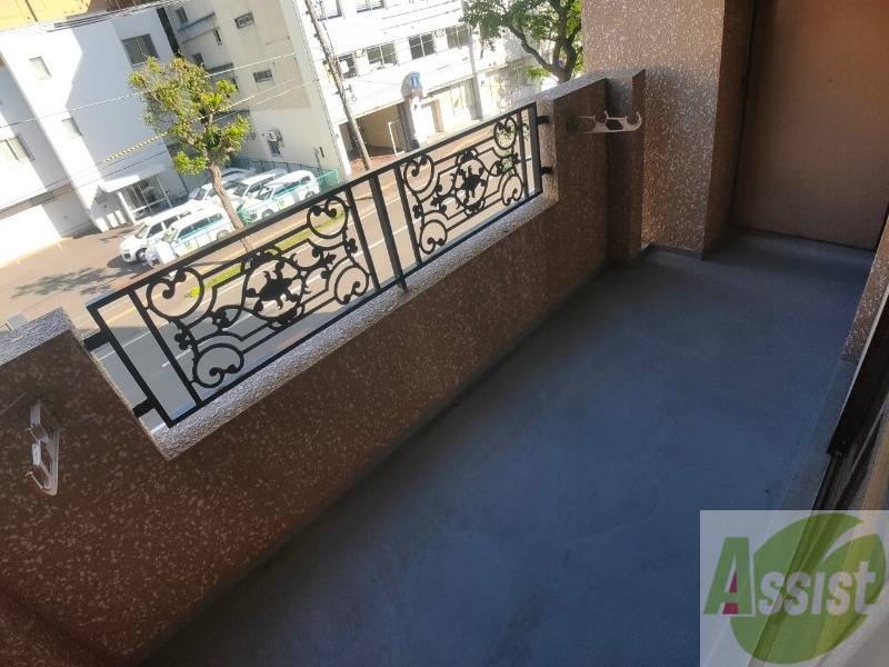 バルコニー　バルコニーです。天気の良い日には外干しができます！