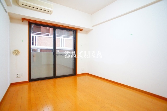 居室・リビング　開放感のあるゆったりとしたお部屋です♪