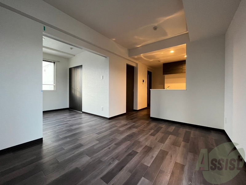 居室・リビング　広くてきれいなリビングです！快適に過ごせそうですね。