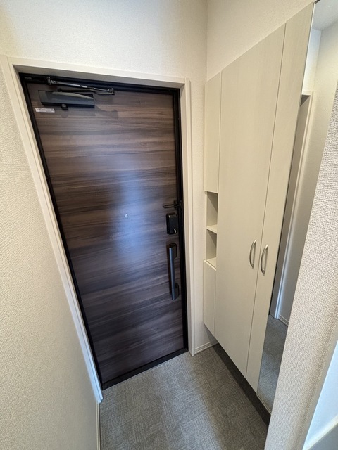 玄関　★同施工別建物の参考写真です★