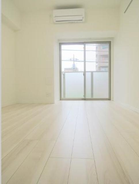 居室・リビング　※他のお部屋のお写真です。