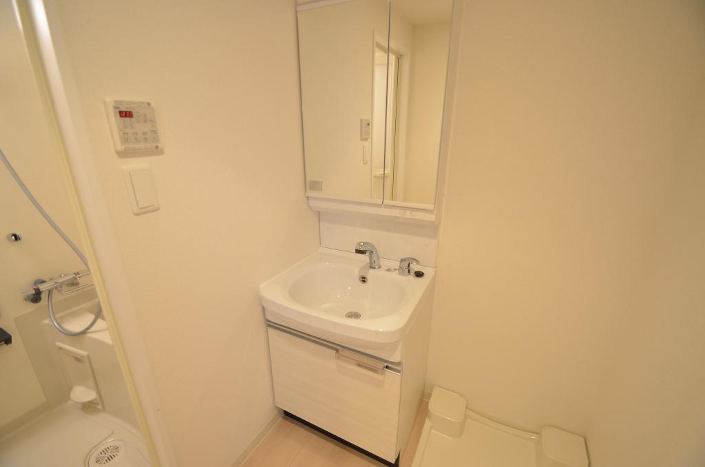 洗面設備　洗髪洗面化粧台