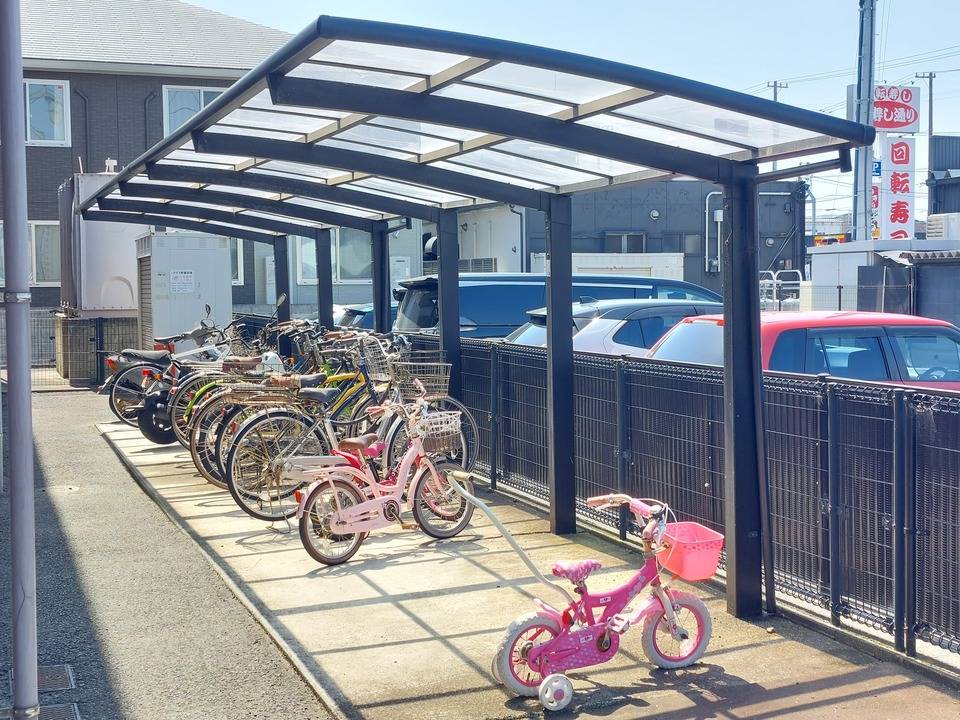 駐車場　駐輪場