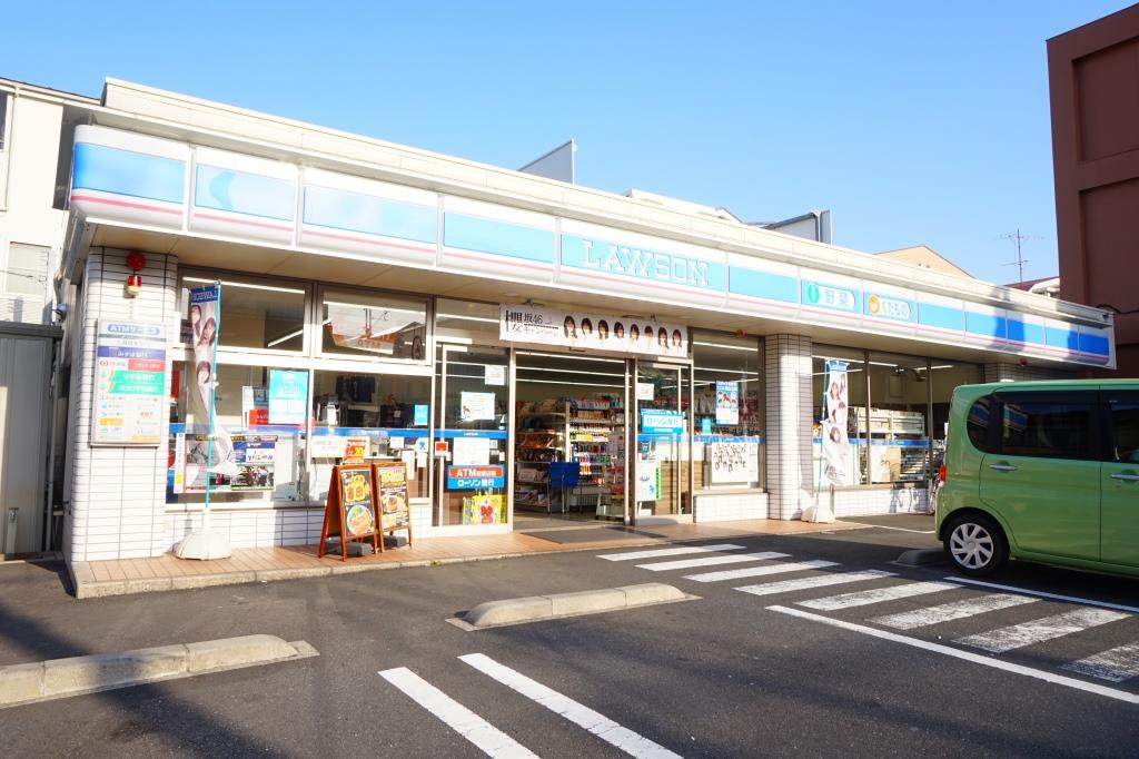 コンビニ　ローソン 小菅四丁目店（コンビニ）まで241m