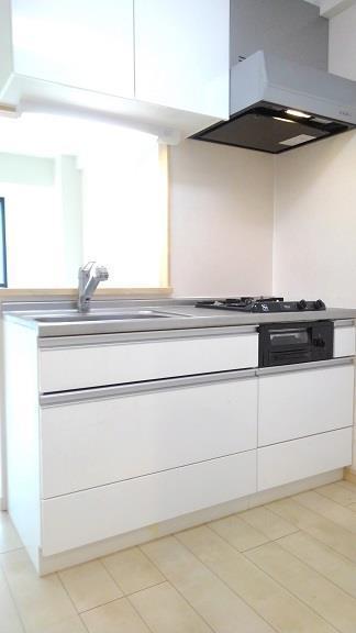 キッチン　システムキッチン・２口ガスコンログリル付き