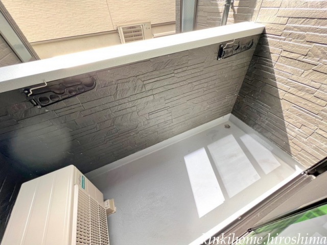 バルコニー　写真は別のお部屋です。現況優先ください。