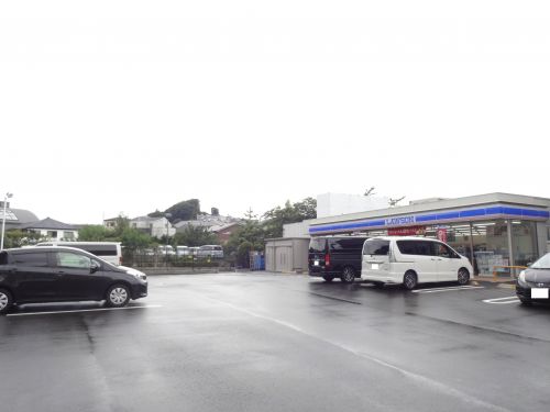 コンビニ　ローソン 磯子森三丁目店（コンビニ）まで213m