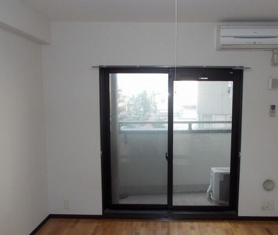 居室・リビング　居室