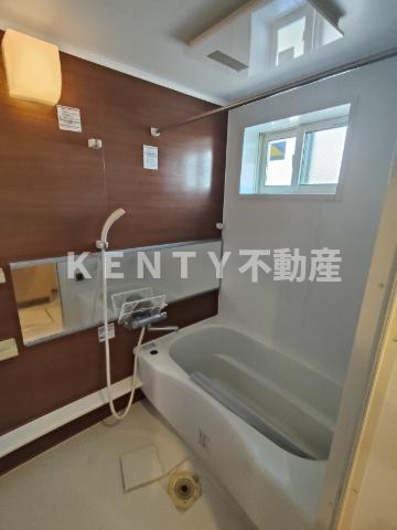 バス・シャワールーム　お風呂です