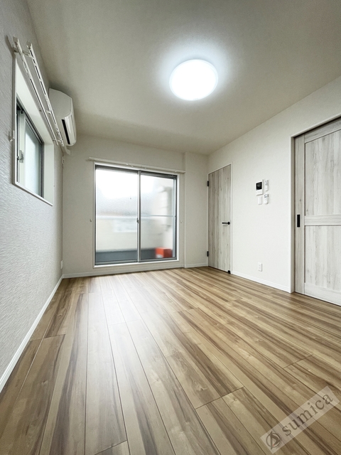 居室・リビング　角部屋となっております♪♪