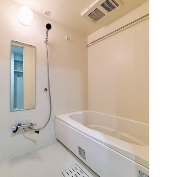 バス・シャワールーム　きれいなお風呂です