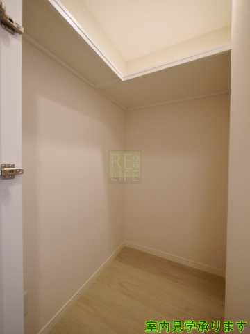 収納　ダブル・リーブス半蔵門