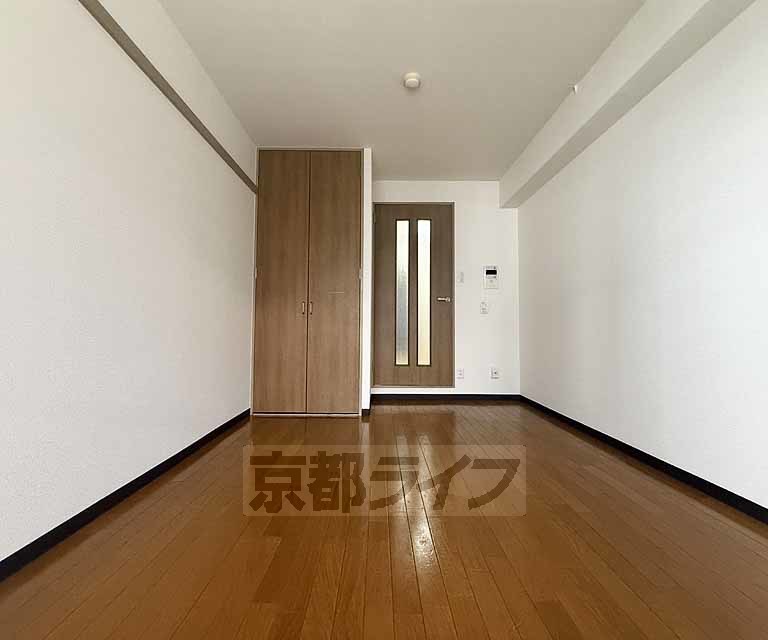 居室・リビング　広々としたお部屋です。